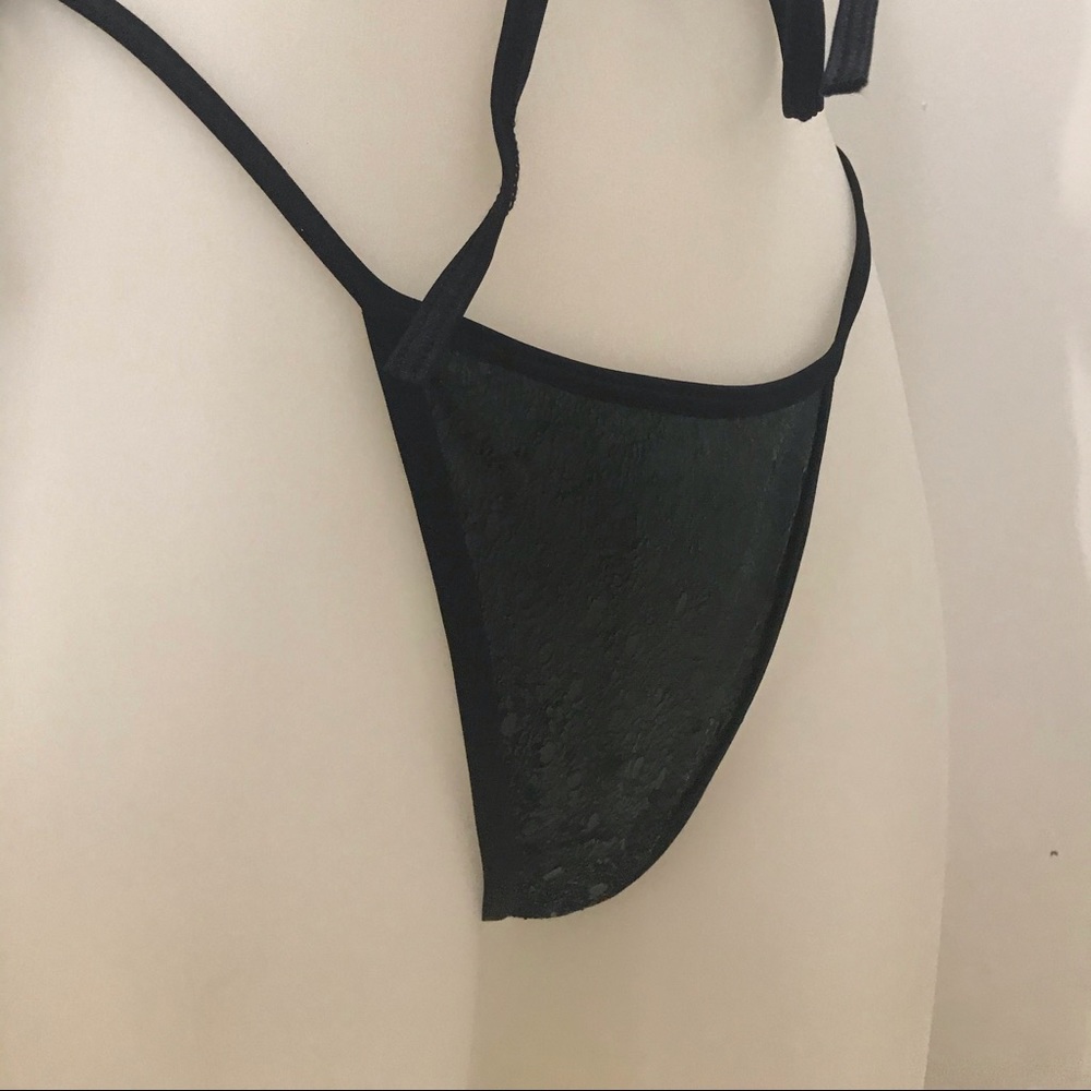 Bikini - Picture 4 of 6